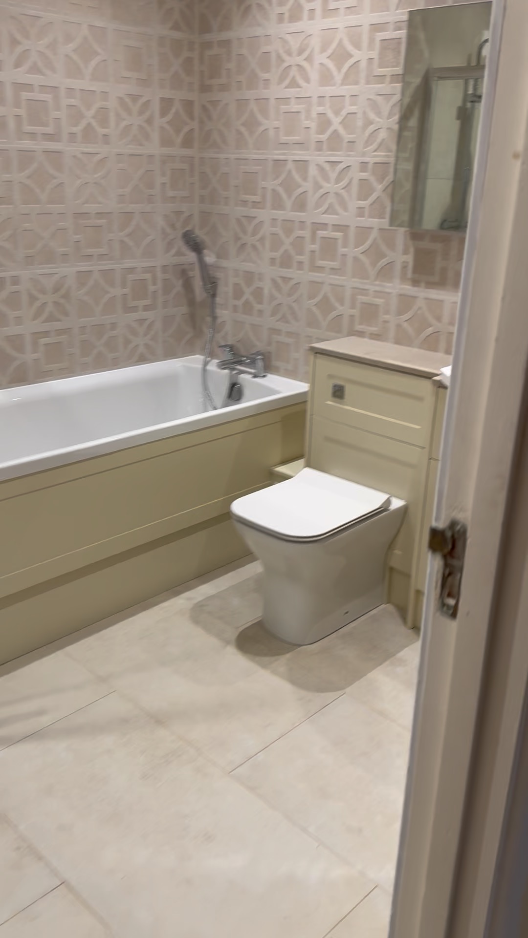 South Down Farm Tiling Craftsmanship          -          Professional          plumbing          work          by          Rosebourne          Plumbing