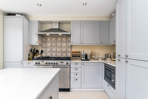Transitional Kitchen - Ashbury Road, Battersea          -          Professional          plumbing          work          by          Rosebourne          Plumbing