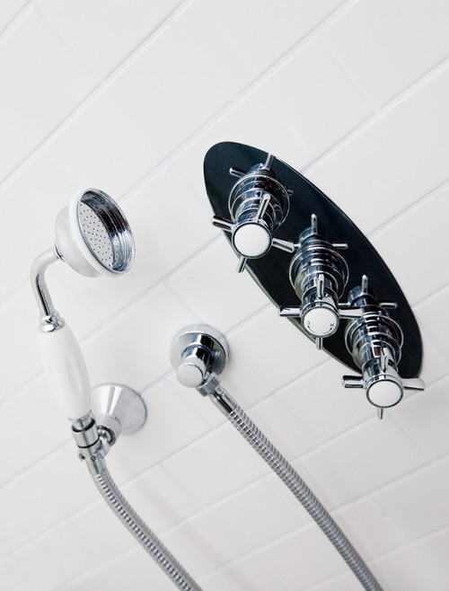 Traditional Interior Detail - Montgomery Road, Chiswick          -          Professional          plumbing          work          by          Rosebourne          Plumbing