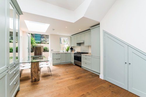 Transitional Kitchen - Queensdale Road, Notting Hill          -          Professional          plumbing          work          by          Rosebourne          Plumbing