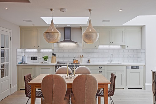 Modern Kitchen Layout - West Kensington          -          Professional          plumbing          work          by          Rosebourne          Plumbing